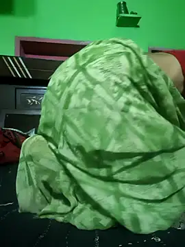 Shreya-couple online show from 10-25-25, 01:24