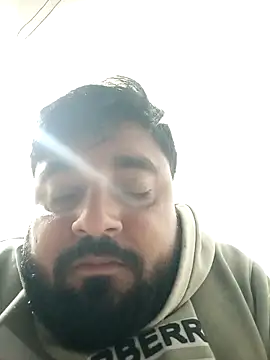 Snapshot of Raju_fuckerr chatting on 11-15-25, 01:29 Raju fuckerr online show from 11-15-25, 01:29