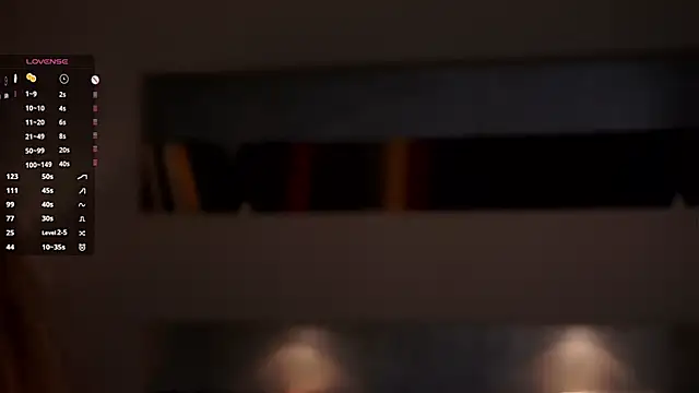 Snapshot of MercBoone chatting on 10-11-25, 05:44 MercBoone online show from 10-11-25, 05:44