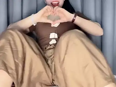   Joy69   online show from 10-22-25, 10:04