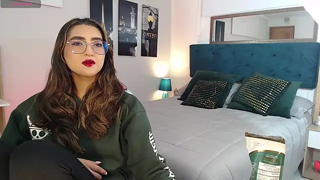 madame lottie online show from 10-04-25, 12:36