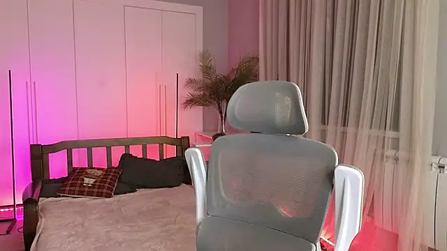 Snapshot of okerriella chatting on 11-28-25, 01:25 okerriella online show from 11-28-25, 01:25