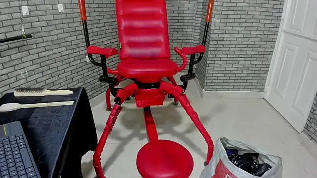 ariel bdsm online show from 11-15-25, 01:40