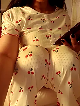 OnlyRima online show from 10-16-25, 11:44