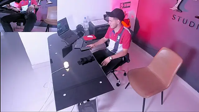 lara and danny online show from 09-17-25, 08:21