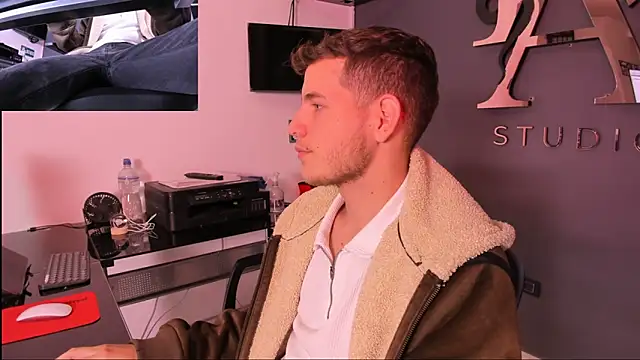 lara and danny online show from 09-20-25, 02:07