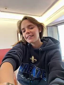 Wildmaca online show from 10-11-25, 03:54