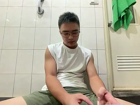 greenteazhang online show from 11-07-25, 04:40