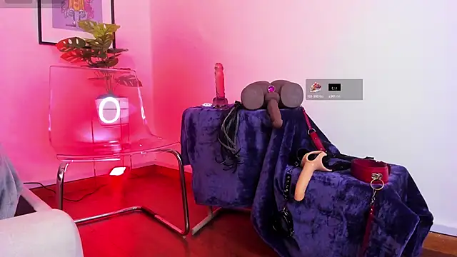 Violett Novoa online show from 10-20-25, 12:27