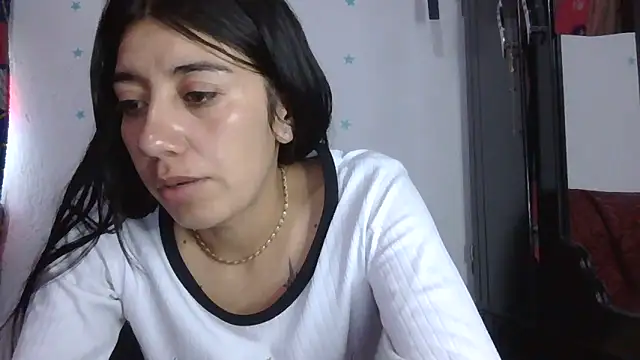 Madow Lu online show from 11-17-25, 05:19