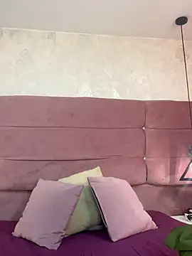 Tinylovefg online show from 09-14-25, 04:22
