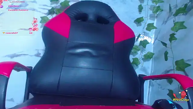 Snapshot of negrihot_crazy chatting on 10-29-25, 12:46 negrihot crazy online show from 10-29-25, 12:46