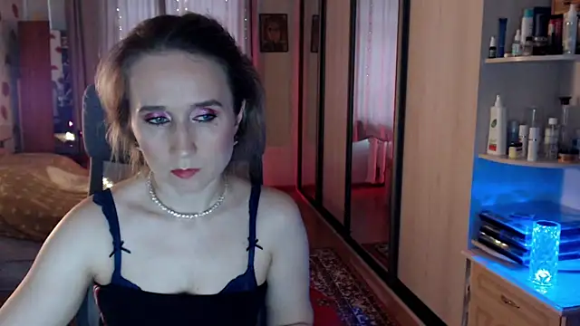 ClassyInna online show from 10-29-25, 09:44