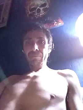 Snapshot of githot chatting on 10-29-25, 11:12 githot online show from 10-29-25, 11:12