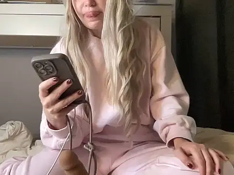 Wodkarella online show from 10-09-25, 06:33