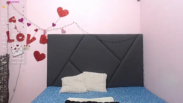 pamela echeverria online show from 03-12-26, 11:16