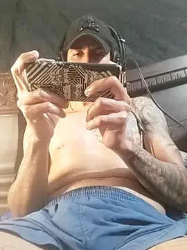 Alexsexygamer online show from 10-18-25, 01:41