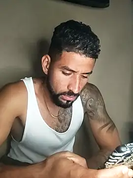 Alexsexygamer online show from 10-24-25, 01:24