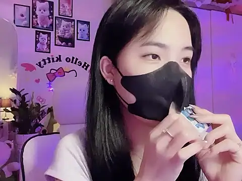 keelinnn19 online show from 10-10-25, 07:02