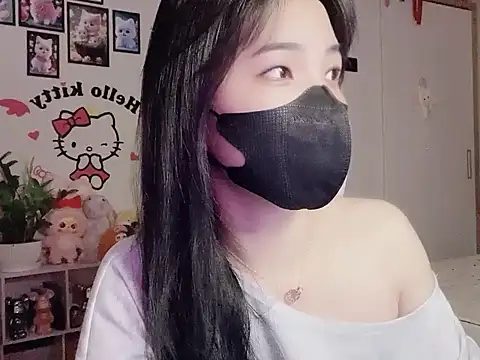 keelinnn19 online show from 10-24-25, 08:27