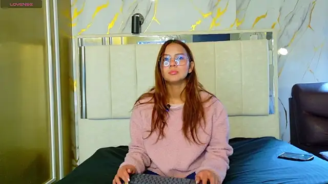 Snapshot of angeles_azul chatting on 03-07-26, 02:47 angeles azul online show from 03-07-26, 02:47