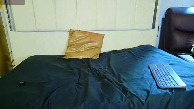 Snapshot of angeles_azul chatting on 03-09-26, 01:04 angeles azul online show from 03-09-26, 01:04