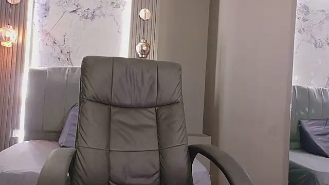 Snapshot of angeles_azul chatting on 04-08-26, 03:23 angeles azul online show from 04-08-26, 03:23