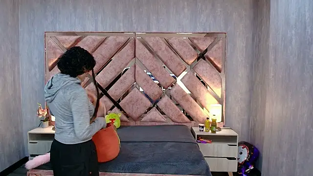 Snapshot of Babyyrasta666 chatting on 10-18-25, 04:15 Babyyrasta666 online show from 10-18-25, 04:15