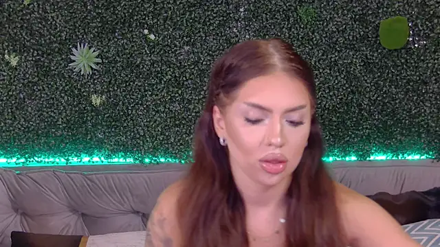 Snapshot of sexyanais chatting on 10-12-25, 02:16 sexyanais online show from 10-12-25, 02:16