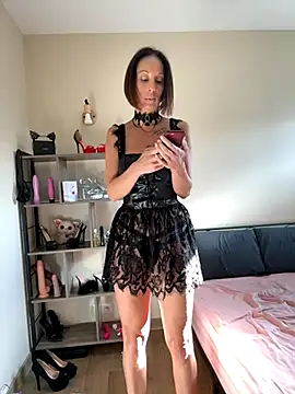 spycyfanny online show from 11-20-25, 09:09