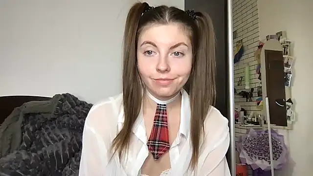 Snapshot of Baby_Angelll chatting on 02-13-26, 05:53 Baby Angelll online show from 02-13-26, 05:53