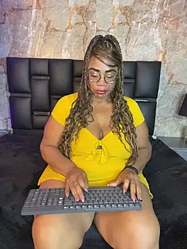 Snapshot of aranzzalatin chatting on 11-20-25, 12:11 aranzzalatin online show from 11-20-25, 12:11