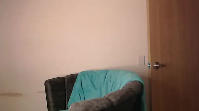 Snapshot of -Ivonny chatting on 09-25-25, 10:24 -Ivonny online show from 09-25-25, 10:24