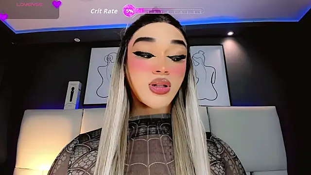 Snapshot of Valeriasmiithh chatting on 10-17-25, 08:33 Valeriasmiithh online show from 10-17-25, 08:33