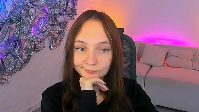 ameliaglamour online show from 11-20-25, 01:00