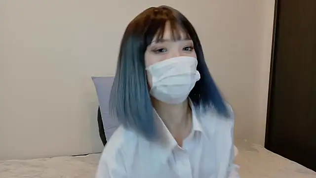 sarina at online show from 02-16-26, 09:27