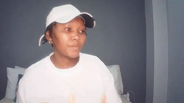 Snapshot of CouplesX96xx chatting on 04-08-26, 07:03 CouplesX96xx online show from 04-08-26, 07:03