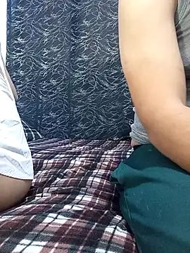 hot-twin online show from 11-06-25, 12:39