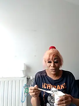 iamlalamilano online show from 04-15-26, 02:24