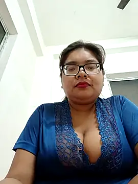 Snapshot of Elie_couple143 chatting on 11-29-25, 06:11 Elie couple143 online show from 11-29-25, 06:11