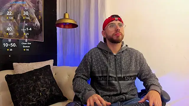 Snapshot of Maximo_Wolff chatting on 10-19-25, 09:59 Maximo Wolff online show from 10-19-25, 09:59