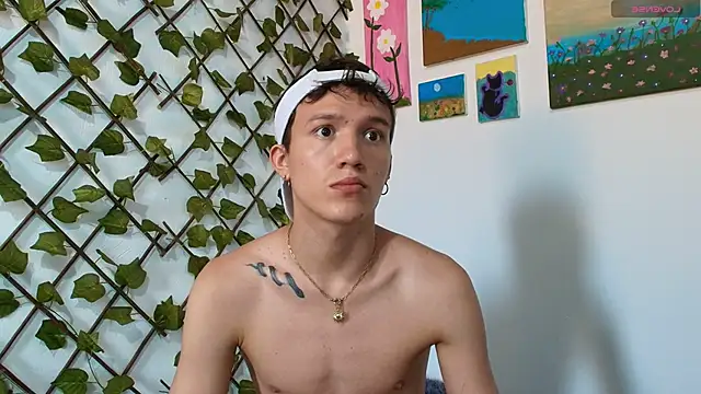 Snapshot of Patrick_phoenix chatting on 09-16-25, 03:02 Patrick phoenix online show from 09-16-25, 03:02