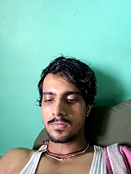 Snapshot of Sushant001 chatting on 11-07-25, 04:12 Sushant001 online show from 11-07-25, 04:12