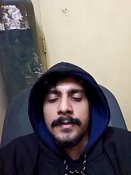Snapshot of Sushant001 chatting on 12-15-25, 08:35 Sushant001 online show from 12-15-25, 08:35