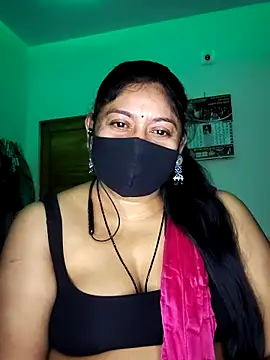 Snapshot of Telugu--Nadhini143 chatting on 11-06-25, 05:03 Telugu--Nadhini143 online show from 11-06-25, 05:03