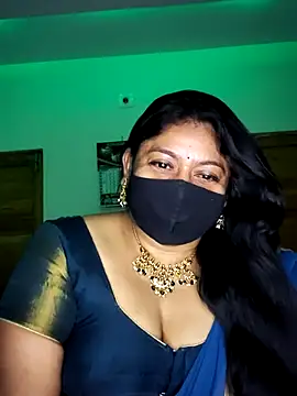 Snapshot of Telugu--Nadhini143 chatting on 11-08-25, 05:01 Telugu--Nadhini143 online show from 11-08-25, 05:01