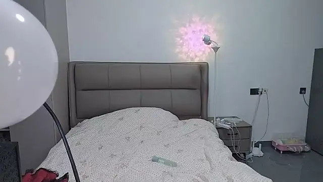 kexin a online show from 10-24-25, 10:55