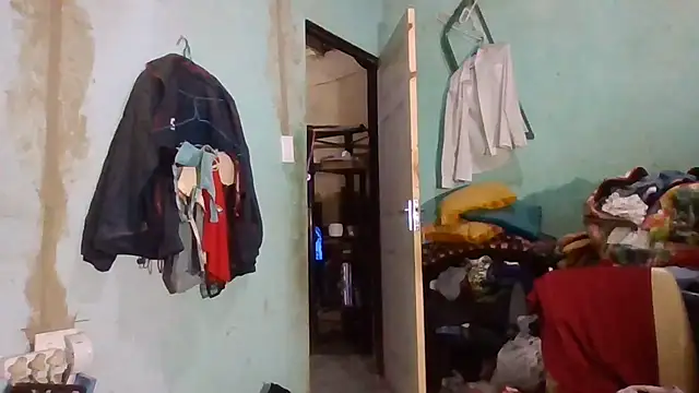 Nicky52 online show from 10-31-25, 06:20