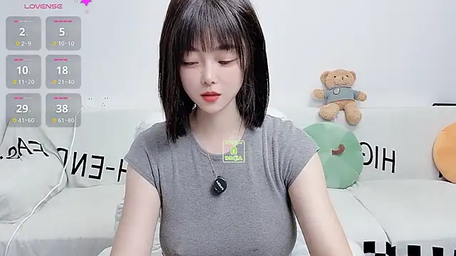 Snapshot of uikyy1 chatting on 09-11-25, 06:57 uikyy1 online show from 09-11-25, 06:57