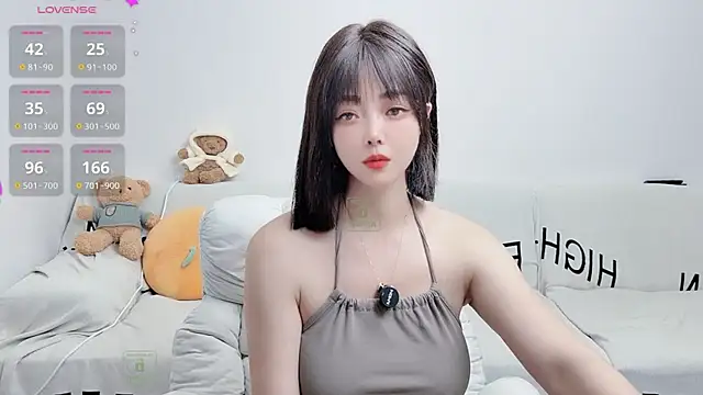 Snapshot of uikyy1 chatting on 09-28-25, 03:28 uikyy1 online show from 09-28-25, 03:28